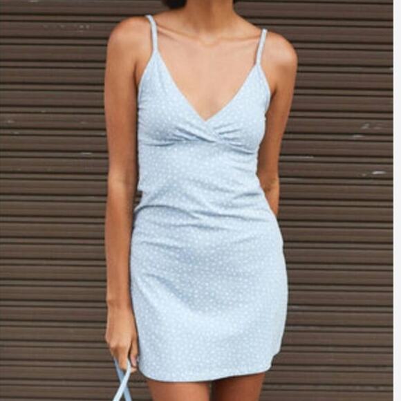 John Galt Dresses & Skirts - John Galt Light Blue Amara Floral Mini Dress. Spaghetti Straps Stretchy Small